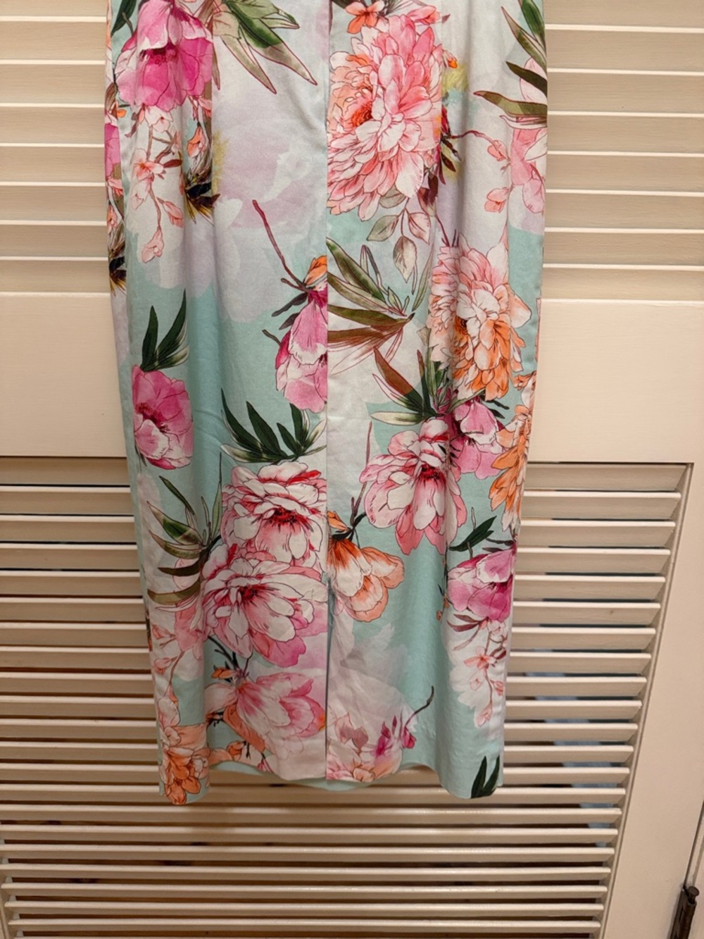 Black Halo Montego Mint Green
Floral Halter Midi Dress, Size Zero, EUC - Picture 11 of 17